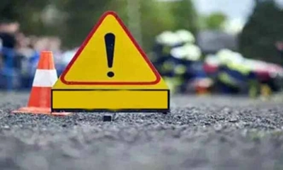 সড়কে ঝরল মোটরসাইকেল চালকের প্রাণ