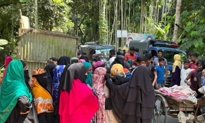 নিহতের পরিবার। ছবি- রূপালী বাংলাদেশ