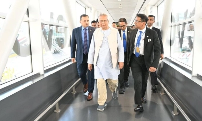 রোমে পৌঁছেছেন প্রধান উপদেষ্টা ড. মুহাম্মদ ইউনূস
