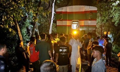 রেললাইনে দুর্ভোগের রাত। ছবি- সংগৃহীত