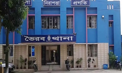 ভৈরবে বাস-ট্রাক মুখোমুখি সংঘর্ষে আহত ৮