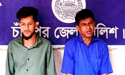 মামুন পাটওয়ারী (৪৪) ও মিরাজ পাটওয়ারী (২৪)। ছবি- রূপালী বাংলাদেশ