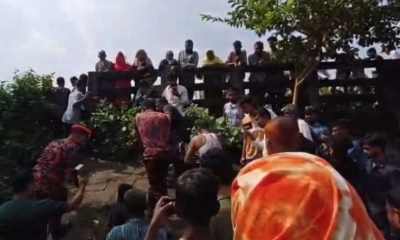 সেতু থেকে নদীতে যুবকের ঝাঁপ, অতঃপর...