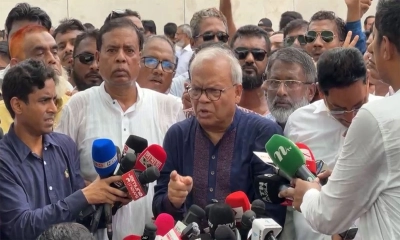 রাজপথে নামতে তরুণদের উদ্বুদ্ধ করেছিলেন তারেক রহমান: রিজভী