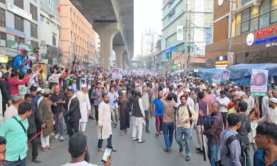 বায়তুল মোকাররম প্রাঙ্গণে জামায়াতের নেতৃত্বে ১১ দলের বিক্ষোভ