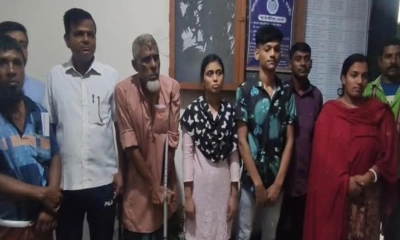 ৮ বাংলাদেশিকে বিজিবির কাছে হস্তান্তর করল বিএসএফ