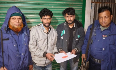 গাজীপুরে ইয়াবাসহ দুই যুবক আটক