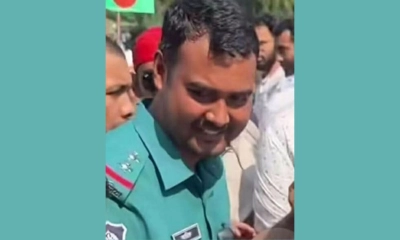 বিএনপি নেতা রিজভীর পা ধরে সালাম করা সেই পুলিশ ক্লোজড
