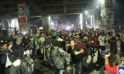 হাদির মৃত্যুতে শাহবাগে বিক্ষোভ