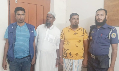 আকবর আলী খান ও নজরুল খান। ছবি- রূপালী বাংলাদেশ