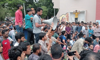 রাকসুর মনোনয়ন ফরম বিতরণের শেষ দিনে যা যা ঘটল