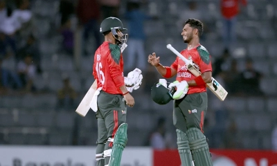 জয়ের পর মাঠে লিটন দাস ও তানজিদ হাসান। ছবি- সংগৃহীত