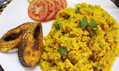 বৃষ্টির দিনে যে ১০ খাবার খাবেন