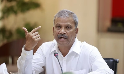 ‘আমার লোক, তোমার লোক’ সংস্কৃতি থেকে বেরিয়ে আসতে হবে’