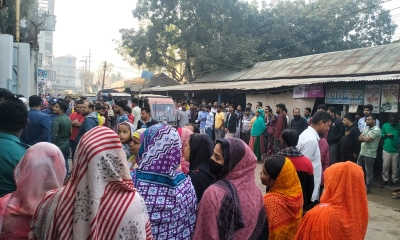 শ্রমিকদের ধর্মঘটে গাজীপুরে পোশাক কারখানা অনির্দিষ্ট কালের জন্য বন্ধ ঘোষণা