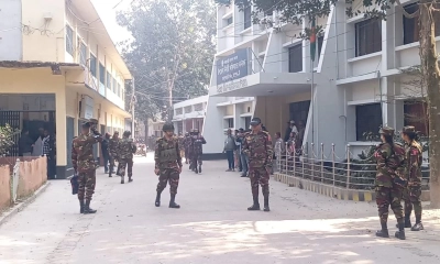 জয়পুরহাটে যৌথবাহিনীর নিরাপত্তা মহড়া