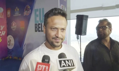 দেশে ফিরছেন সাকিব, নিজেই জানালেন সময়
