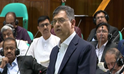 মেটাকে ক্ষতিকর কনটেন্ট দ্রুত সরাতে বাধ্য করার আইন করবে সরকার