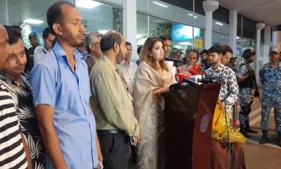 লেবাননে নিহত ২ প্রবাসীর লাশ গ্রহণ করলেন পররাষ্ট্র প্রতিমন্ত্রী