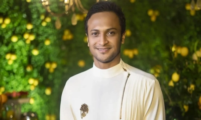 সবাইকে ঈদের শুভেচ্ছা জানালেন সাকিব