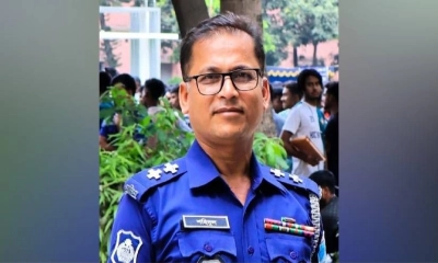 এসআই বাবার দুই ছেলে বিসিএস ক্যাডার, আরেকজন পড়েন মেডিকেলে