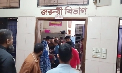 মাইক্রোবাস–নসিমনের সংঘর্ষ: হাসপাতালে সচিবসহ ৯ জন