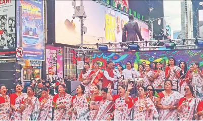 নিউ ইয়র্কের টাইমস স্কয়ার থেকে লন্ডনের ট্রাফালগার : বিশ্বজুড়ে প্রতিধ্বনিত ‘এসো হে বৈশাখ’