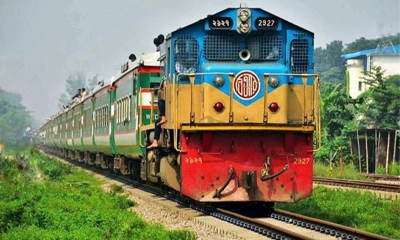 বনানীতে চলন্ত ট্রেন থেকে পড়ে যুবকের মৃত্যু