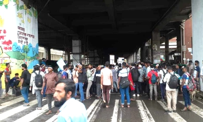 জুলাই সনদের দাবিতে শাহবাগ অবরোধ