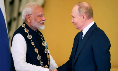 বন্ধু বদল করলেন মোদি!