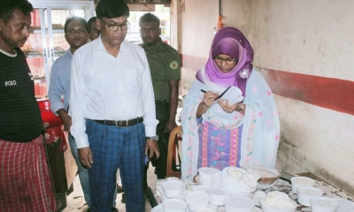 খুলনায় খাবার তৈরিতে ভেজাল, কারখানার মালিককে জরিমানা