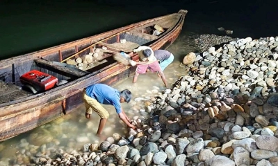 লুট হওয়া ১২ হাজার ঘনফুট পাথর উদ্ধার