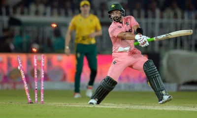 সিরিজের প্রথম ম্যাচে প্রোটিয়াদের কাছে হার স্বাগতিক পাকিস্তানের