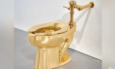 নিলামে স্বর্ণের টয়লেট ‘আমেরিকা’, দাম শুরু ১ কোটি ডলার থেকে