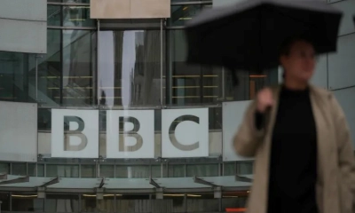 বিবিসির বিরুদ্ধে ১০০ কোটি ডলার ক্ষতিপূরণ মামলার হুমকি ট্রাম্পের