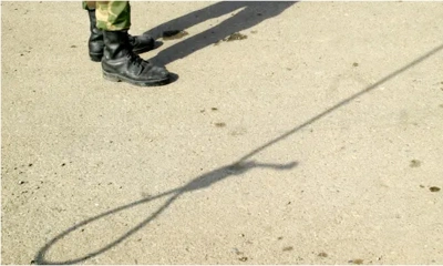 ইরানে কিসাসের রায়ে জনসম্মুখে এক ব্যক্তির ফাঁসি কার্যকর