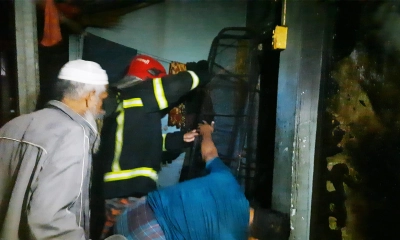 গাজীপুরে বসতবাড়িতে আগুন, ৯টি ঘড় পুড়ে ছাই