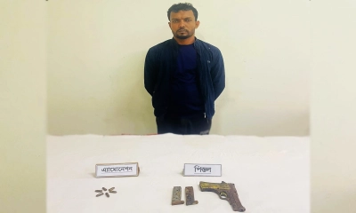 অস্ত্রসহ স্বেচ্ছাসেবক লীগ নেতা নাছির আটক