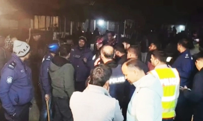 আ.লীগ নেতাকে ধরতে গিয়ে ৩ পুলিশ সদস্য আহত