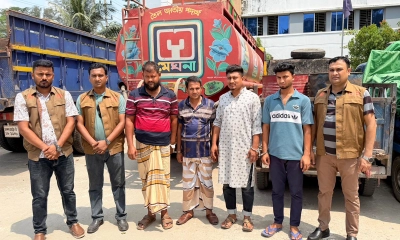 নোয়াখালীতে ১৪০০ লিটার অবৈধ ডিজেলসহ গ্রেপ্তার ৪