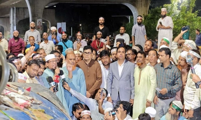 বুধবার ১২টার মধ্যে প্রজ্ঞাপন না হলে ‘শাহবাগ ব্লকেড’ করবেন শিক্ষকরা