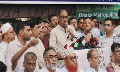 দেশ ও গণতন্ত্রের স্বার্থে ঐক্য ভাঙা যাবে না : দুদু 