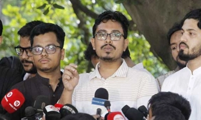 ৮ পেজ ও ৩ আইডির নামে ডাকসু ভিপির অভিযোগ