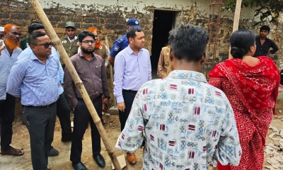 সংরক্ষিত বনভূমিতে দালান নির্মাণের অভিযোগ, স্থানীয়দের ক্ষোভ