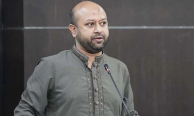 শত কোটি টাকা ক্ষতিপূরণ চেয়ে ব্যারিস্টার ফুয়াদের বিরুদ্ধে লিগ্যাল নোটিশ