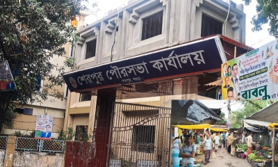 ইজারা ছাড়াই হাটের খাজনা আদায়ের অভিযোগ
