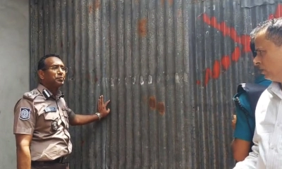 মাদক কারবারিদের বাড়িতে রং ও তালা ঝুলিয়েছে পুলিশ, গ্রেপ্তার ৩০