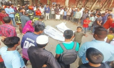 ল্যাম্পপোস্ট চুরি করতে গিয়ে দুই বন্ধুর প্রাণহানি
