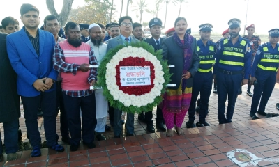 টুঙ্গিপাড়ায় শহীদদের প্রতি শ্রদ্ধা জানিয়ে বুদ্ধিজীবী দিবস পালিত