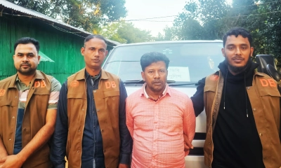 ওয়ার্কশপের আড়ালে আগ্নেয়াস্ত্র তৈরি, অভিযুক্ত গ্রেপ্তার